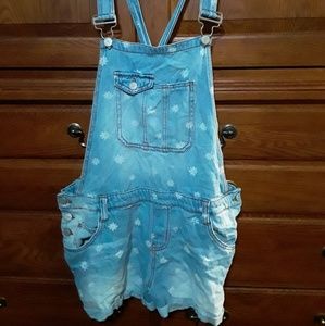 Overall shorts
